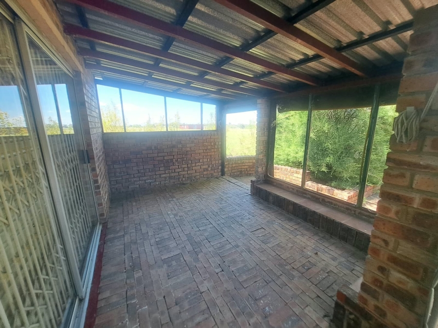 2 Bedroom Property for Sale in Oranjeville Free State